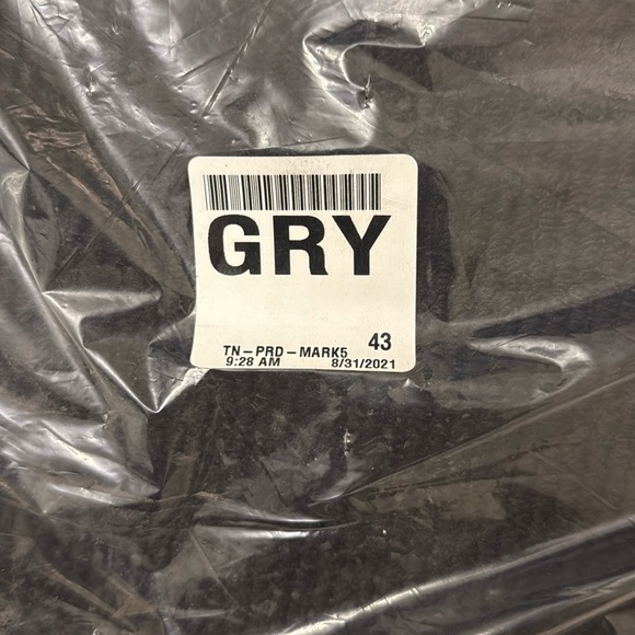 Lexus RX Factory 4pc Floor Mat Set - Picture 2 of 2